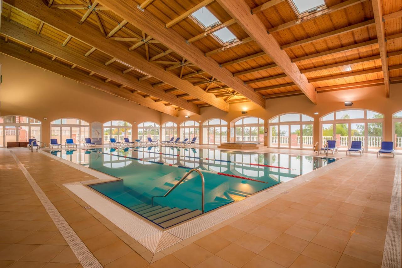 Boavista Golf & Spa - Bela Colina Holidays Lagos Ngoại thất bức ảnh The indoor swimming pool