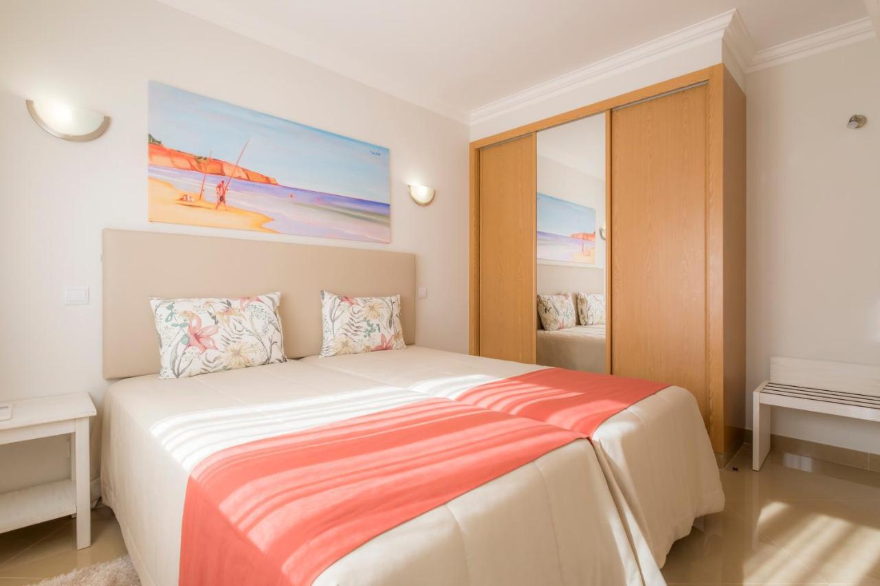 Boavista Golf & Spa - Bela Colina Holidays Lagos Ngoại thất bức ảnh A bedroom at the hotel