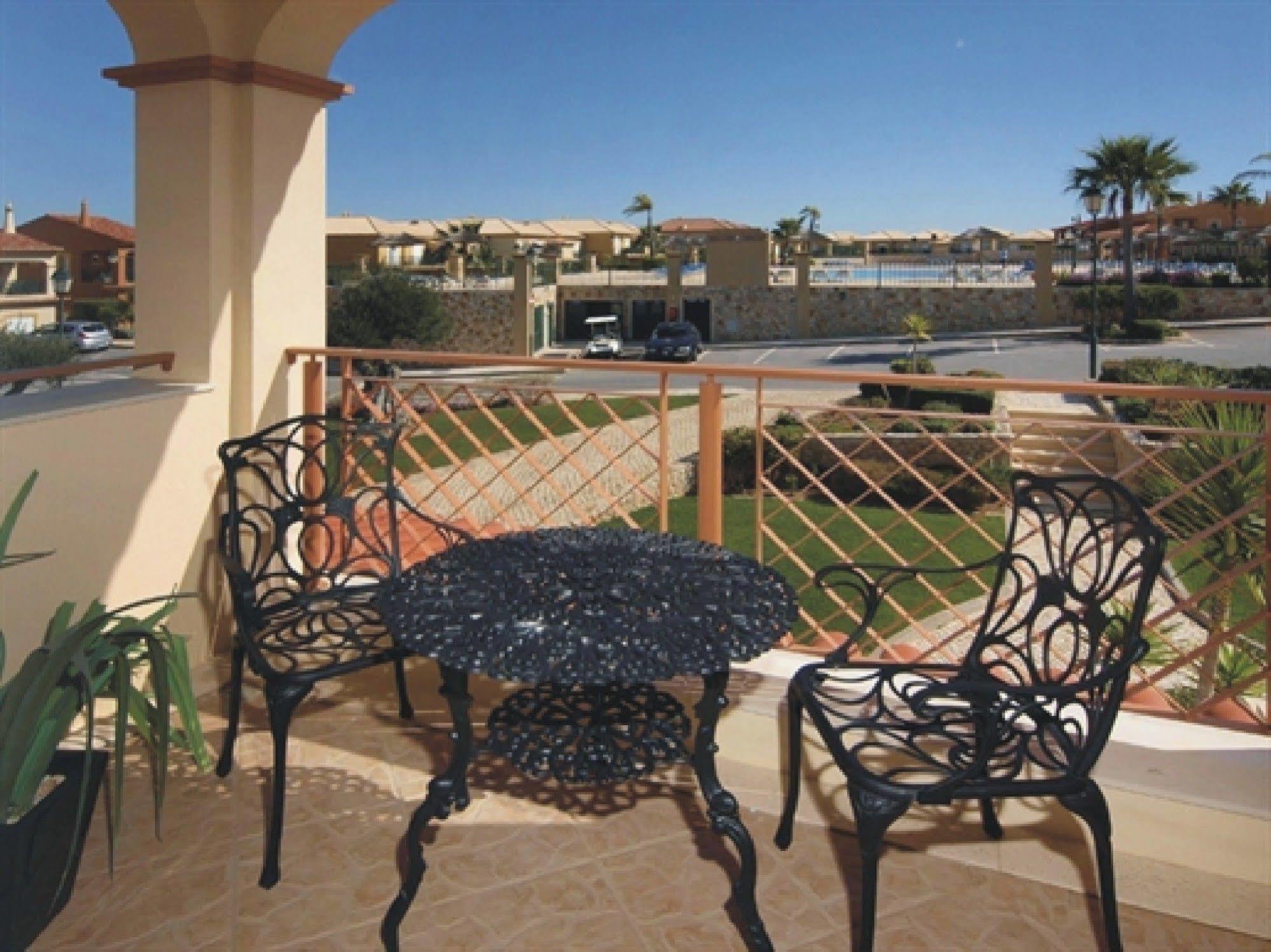 Boavista Golf & Spa - Bela Colina Holidays Lagos Ngoại thất bức ảnh A balcony